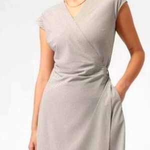 Athleta Newport wrap dress grey and white striped, side zip pockets, size Small